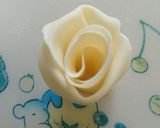 餃子の皮でバラの花作り方3写真