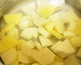 じゃがいも いんげん 油揚げの味噌汁^^作り方4写真