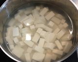 豆腐と豆苗の中華風かき玉スープ作り方1写真