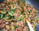 ゴーヤとニラのひき肉みそ炒め作り方7写真