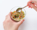 桜エビと豆苗の冷やし和えめん　塩糀ソース作り方3写真