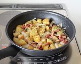 定番！蒸し焼きホクホク【ジャーマンポテト作り方7写真