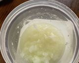 玉ねぎ麹　小さいタッパー分作り方1写真