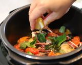 電気圧力鍋で、魚介のトマトバジルソース作り方6写真