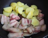豚バラ・じゃが芋の甜麺醤炒め♪10分主菜作り方4写真