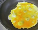 簡単#すぐ出来る#鮭フレークの#オムレツ作り方1写真