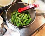枝豆のごま油あえ（飛田和緒さんレシピ）作り方3写真