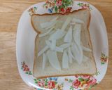 簡単で美味しい!食パンでピザ風トースト作り方1写真