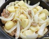 ひき肉じゃがの簡単煮物!作り方3写真