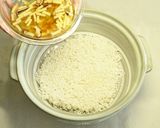 しょうが風味！ツナ入りかやくご飯おにぎり作り方3写真