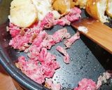 揚げ新じゃがと牛肉のしょうゆ炒め作り方3写真