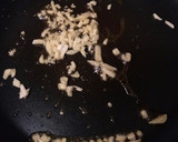 わけぎとコーンと挽肉の醤油焼きそば作り方3写真
