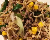 わけぎとコーンと挽肉の醤油焼きそば作り方10写真