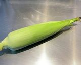簡単5分！トウモロコシは皮ごとレンチン！作り方2写真