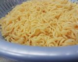 ねばねば具材をオン！　サッポロ一番★作り方3写真