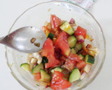 夏野菜と蒸し鶏の冷やしトマトラーメン作り方2写真