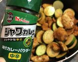 ハウスジャワカレー味 鶏胸肉 夏野菜炒め作り方11写真