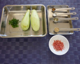 電子レンジで簡単　なすと桜えびの和え物♡作り方1写真
