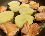 じゃがいもと鶏肉のケイパーレモンソテー作り方2写真