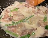 豚ばらとかぶのクリーム煮作り方4写真
