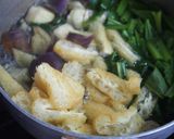 茄子ほうれん草の味噌汁♪柔らかな口当たり作り方3写真