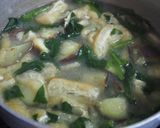 茄子ほうれん草の味噌汁♪柔らかな口当たり作り方4写真