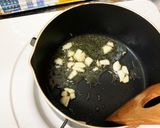 エディブルフラワーのクリームパスタ作り方2写真