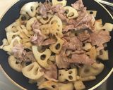 豚肉と新れんこんの炒めもの　作り方3写真
