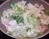 えびとキャベツのうま塩レモン炒め作り方3写真
