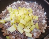 超簡単！ジャガイモとひき肉の甘辛オムレツ作り方4写真