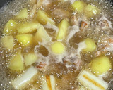 あごだしつゆで鶏肉とじゃがいもの煮物作り方3写真