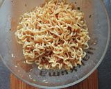 サッポロ１番で豚キムチ冷やし混ぜ麺作り方2写真