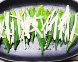オクラと新生姜のおかかチーズ焼き作り方2写真