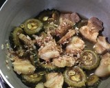 豚バラ肉とゴーヤーまるごとの煮物作り方7写真
