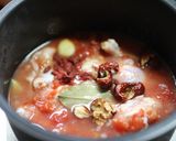 鶏手羽元で★にんにくたっぷり薬膳カレー作り方4写真