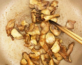 簡単　おつまみ✨鶏皮にんにく醤油炒め作り方5写真