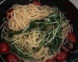 水菜とトマトときのこの和風パスタ♡作り方3写真