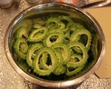 緑のカーテンで♪ゴーヤチップス作り方1写真