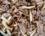 簡単！美味♪豚こまとしめじのごま大葉炒め作り方4写真