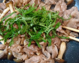 簡単！美味♪豚こまとしめじのごま大葉炒め作り方5写真