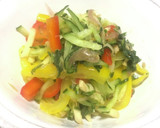 切るのみ。みょうがと生姜と野菜和え作り方4写真