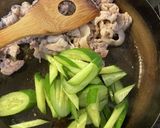 きゅうりと豚肉の豆板醤炒め作り方2写真