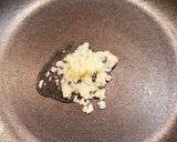 シンプル☆素揚げナスとニンニクの炒めもの作り方3写真