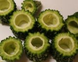 肉詰めゴーヤのタイ風スープ作り方1写真