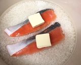 骨なし鮭の切身で☆鮭バター炊き込みごはん作り方4写真