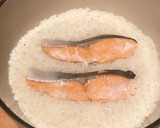 骨なし鮭の切身で☆鮭バター炊き込みごはん作り方6写真