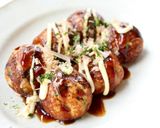 味変で♪【揚げたこ焼き（チーズ＆チリ）】作り方4写真