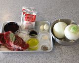 牛すね肉の赤ワイン煮【電気圧力鍋】作り方1写真