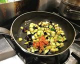 時短！定番おつまみ！ピリ辛夏野菜のせ冷奴作り方3写真