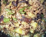 夏野菜と挽肉のオイスターソース炒め丼の具作り方8写真